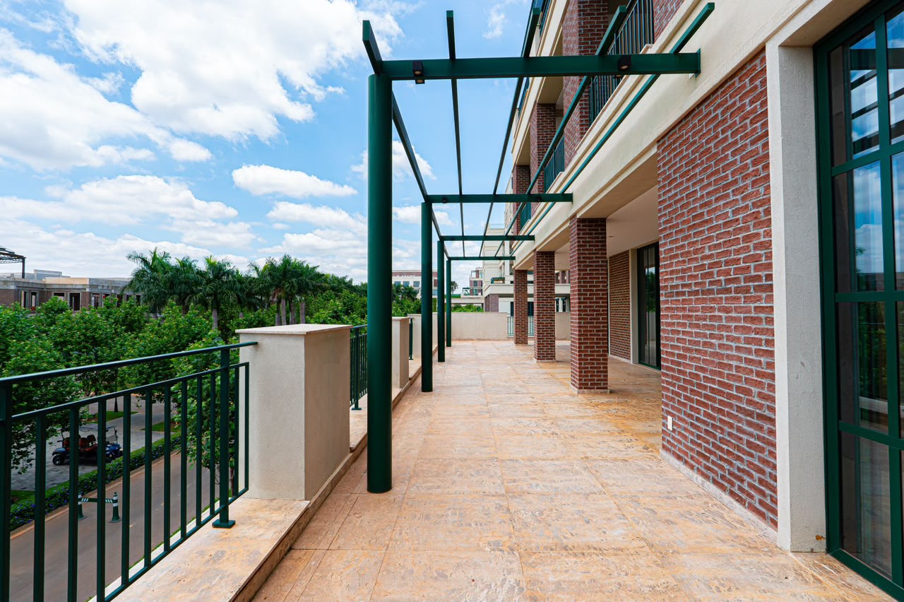 Apartamento de alto padrão na Torre Santa Bárbara, Boa Vista Village